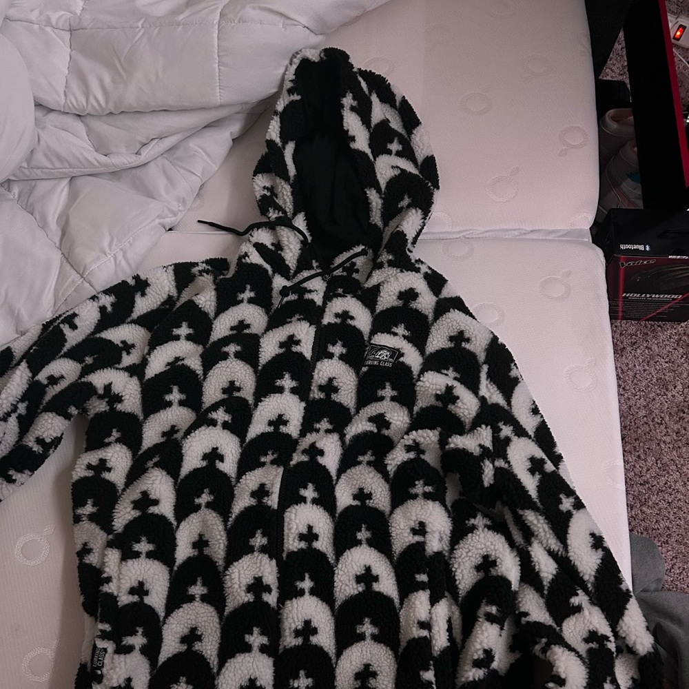 GRAVES SHERPA TECH FLEECE